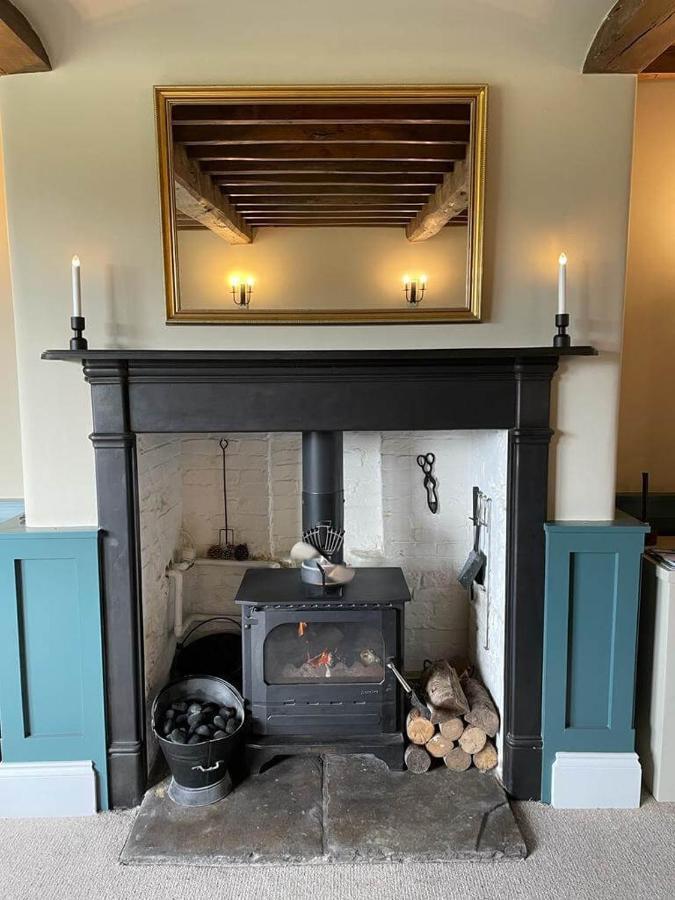 Woodpecker Cottage West Bretton Exterior photo